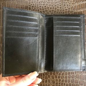 Ahlens city brand. Leather wallet for men. Made in Sweden.